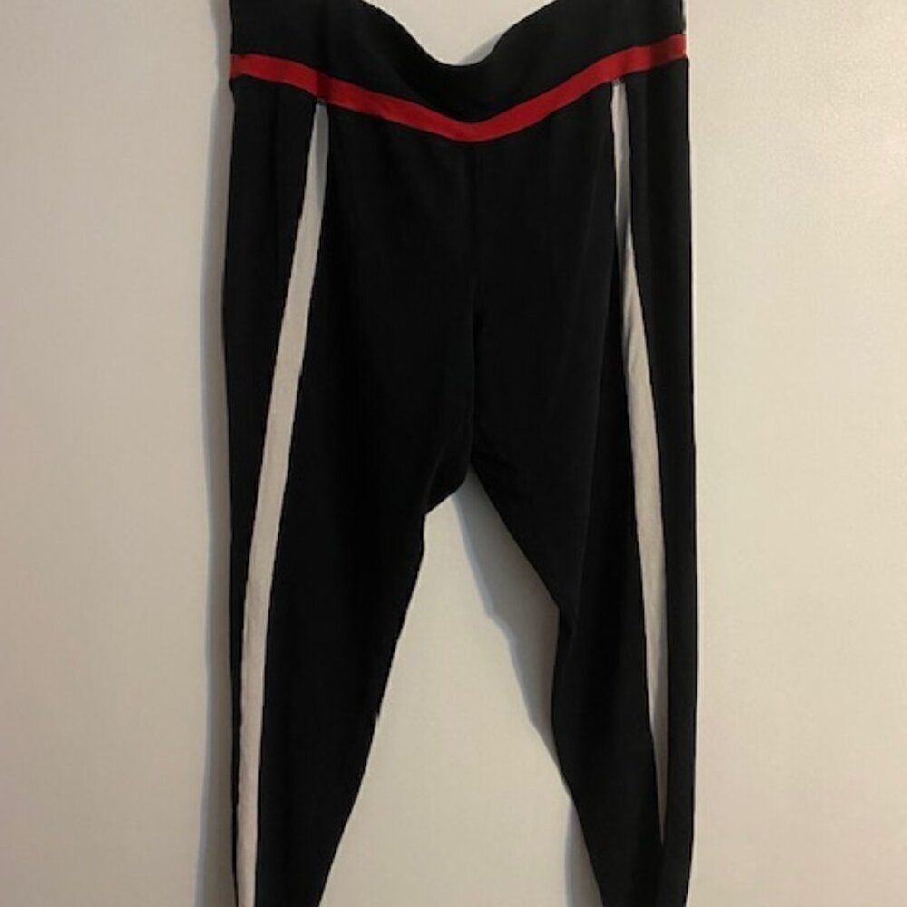 Glamour X Lane Bryant Black/Red & White stripping leggings, size 22/24